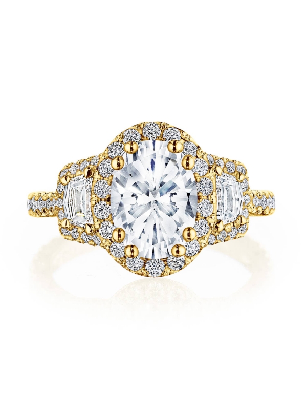 Oval 3-Stone Engagement Ring